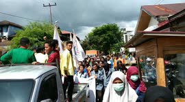 Hundreds of students in Sumatran demonstrate against 'failed' one-day elections