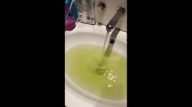 Taps put out green, smelly water in north Chinese city