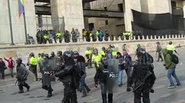 Journalists attacked by police during Bogota protest