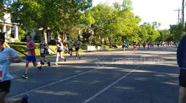 Runners in the Nashville Rock 'N' Roll marathon