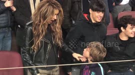 Pop star Shakira on hand to celebrate FC Barcelona clinching La Liga
