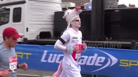 Newsflare Edit - Fancy dresses at London Marathon 2019