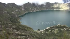 quilotoa laguna