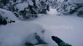 Powder snowboarding in Revelstoke BC
