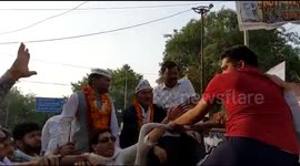 Indian politician gets slapped a political rally