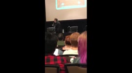 Meat Loaf Falls Of Stage Breaks Collarbone  During Texas Frightmare Weekend 2019