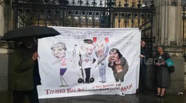 Theresa May Out! People demand in front of Houses of Parliament, London
