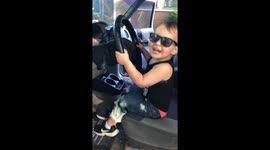 US Toddler loves to laugh and dance to 'Old Town Road'