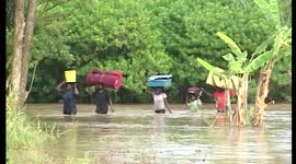 Heavy floods render hundreds homeless in southwest Kenya