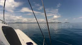 Calm Sail Footage towards the abandoned South Molle Island at Whitsunday Island