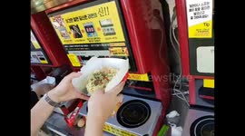 Free machine on streets of Seoul makes ramen noodles in moments