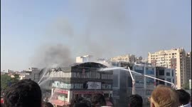 Fire in child school kill 19 students in Surat, India.