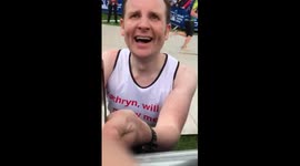 UK marathon runner proposes to girlfriend at finish line