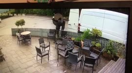 Astonishing moment brazen thieves make off with with UK pub's garden furniture