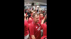 Singing Liverpool fans pack Madrid supermarket on CL final day