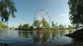 Farry wheel near the lake
