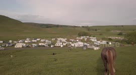 Beautiful English countryside draws hundreds of caravans for annual fair