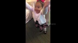 Baby girl gets extremely excited for father-daughter dance