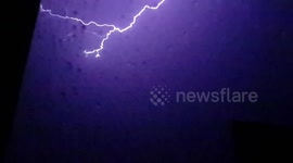 (Slo-mo) Thunderstrike