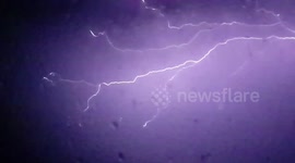 (Slow-Mo) Thunderstrike