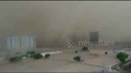 Massive dust storm ploughs through city in northern India