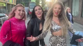 Thousands of fans pour into Wembley for Spice Girls World Tour
