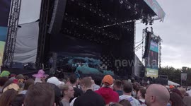 ‘Refund!’ Moment boos ring out after Jess Glynne’s no-show at Isle of Wight Festival