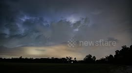 Impressive time-lapse shows epic lightning storm rolling over Kansas