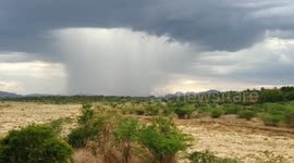 Weird weather! Extremely localised rain filmed in southern India