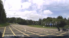 Car roundabout traffic light crash