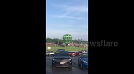 Moment 3 hot air balloons almost crash into power lines and crowds in Missouri