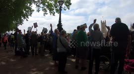 The Time Is Now Mass Lobby cheers at 2pm