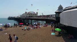 Brighton Heatwave at the beach