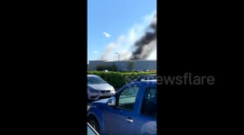 Residents watch smoke pour out of Abingdon building blaze