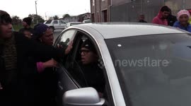 Cape Town residents blockade crime-ridden area to protest local violence