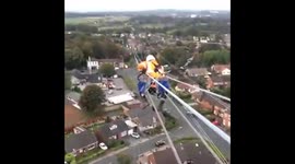UK pylon workers showcase what it's like to work above ground