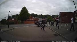 Group of men in Sheffield pull out baseball bats and chase someone down