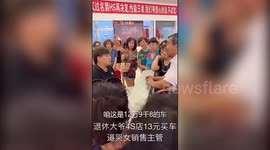 Elderly Chinese man attempts to buy car for 13 yuan after incorrect price is advertised