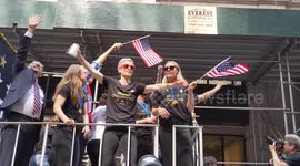 USWNT: Megan Rapinoe dances at ticker tape parade