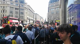 Microsoft UK flagman opens on Oxford circus, London