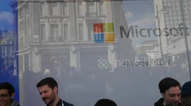 Microsoft opens first European store in London