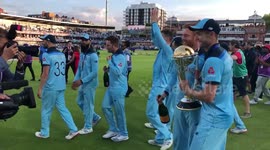 Cricket World Cup winners  parade Trophy I’m front of crowds