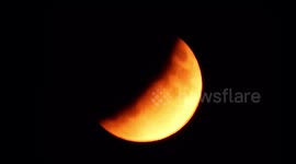 'Half-blood' moon lights up night sky in London