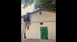 Amazing American football kicker shows off double-shot