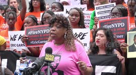 Protest erupts in New York after police officer avoids charges in Eric Garner’s chokehold death