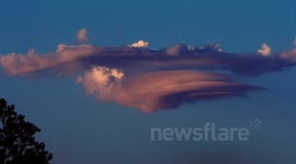 Starship Enterprise-shaped lenticular cloud forming time lapse V02992