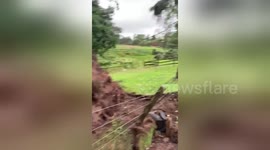 Erm there’s been a tornado in #Mobberley https://t.co/5sXNRth6Kn