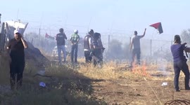 Clashes between Israeli soldiers and protesters near Bethlehem injure journalists