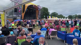 Punk rockers the Skids lead crowd in 'Boris is a w****r!' sing-along at Scotland's Rewind festival