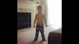 Kid dancing to mashup